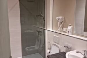 ANNO DOMINI 1716 apARTments