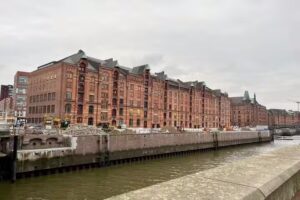 Art-Invest Real Estate Management GmbH & Co. KG | Hamburg