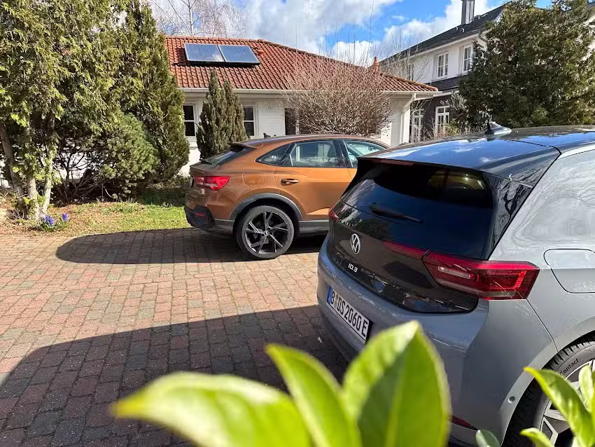 At-Home.Estate & Partner Immobilien Berlin