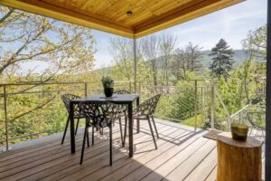 Baumwipfel-Resort „Lug ins Land“