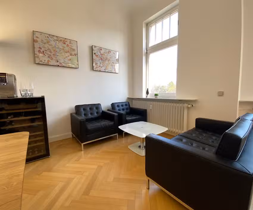 Der Mehrfamilienhaus-Makler. – PREIV Immobilien GmbH