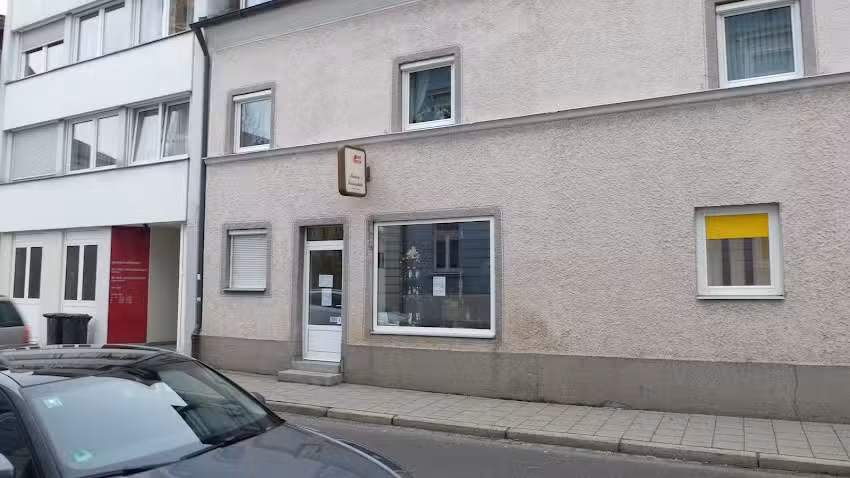 Deutsche Bank Immobilien Armin Wastl, selbstständiger Immobilienberater