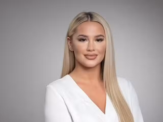 Deutsche Bank Immobilien Jovana Todorovic, selbstständige Immobilienberaterin