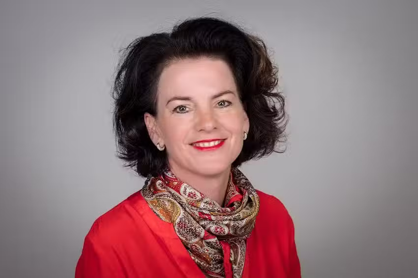 Deutsche Bank Immobilien Katrin Kemmerich, selbstständige Immobilienberaterin