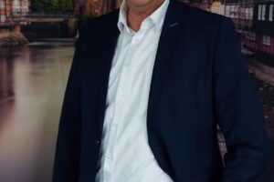 Deutsche Bank Immobilien Steffani Brozait, selbstständige Immobilienberaterin