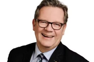 Deutsche Bank Immobilien Tim Stöver, selbstständiger Immobilienberater