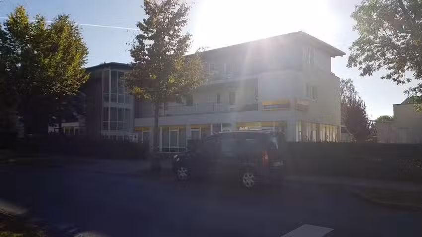 Deutsche Bank Immobilien Ulrich Triebke, selbstständiger Immobilienberater