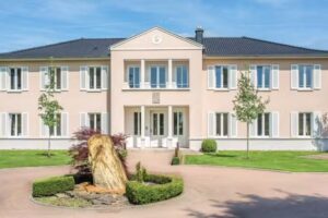 Dr. Schwerdtfeger Immobilienberatung GmbH