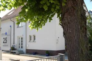 Eifinger Immobilien GmbH – Ihr Immobilienmakler in Hochheim