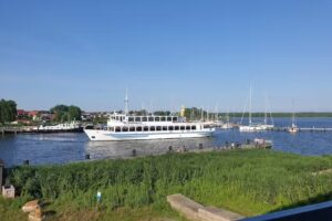 Ferienhäuser & Ferienwohnungen – Hiddenseeferien.com