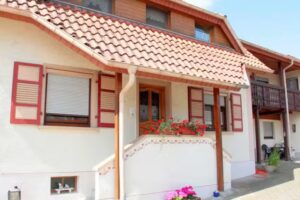 Fewo Bitto [Europa Park, Rust, bis 13 Pers.]