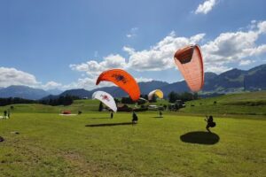 FritschiFly – Wohnwagenvermietung, Shop für Gleitschirme und Zubehör