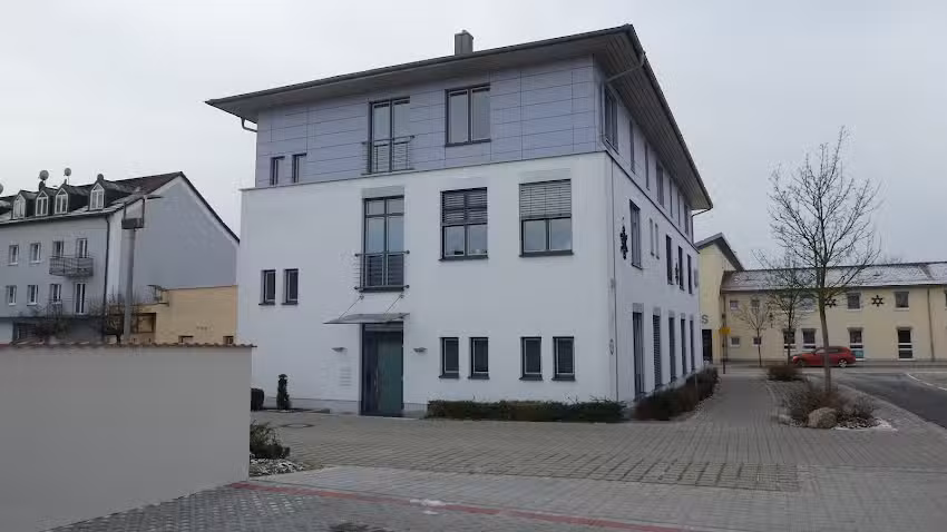 Geschäftsstelle Wallersdorf – VR-Bank Landau-Mengkofen eG