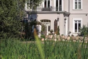 Gut Steinfeld, Ferienvermietung Guts- und Fischerhäuser