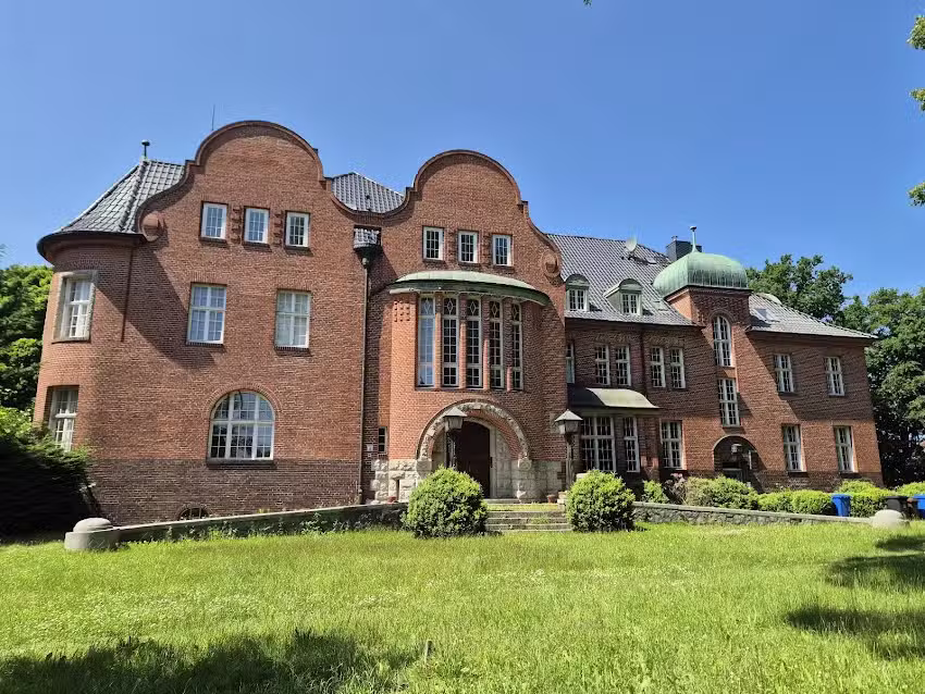 H & H Haus Objekt Gästebetreuung UG