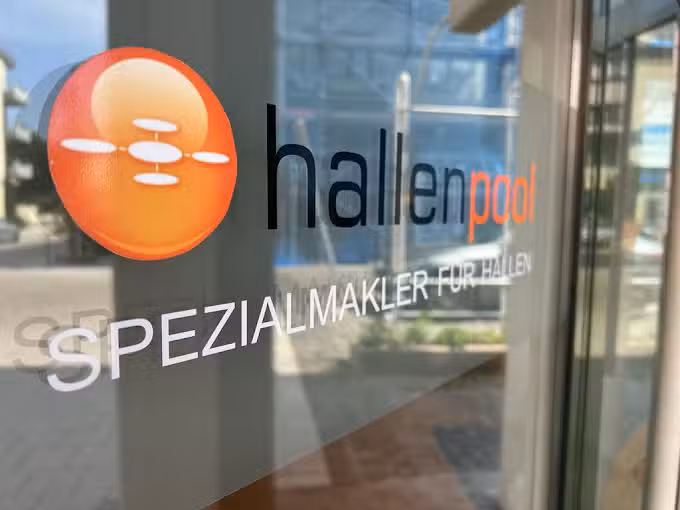 hallenpool GmbH & Co. KG Standort Bremerhaven
