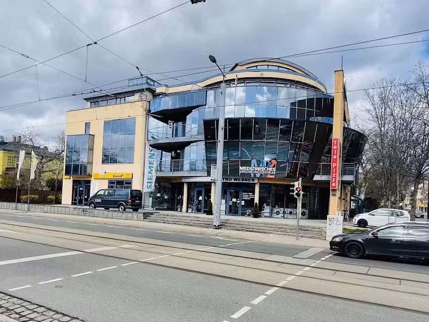 Happy Invest und Immobilien GmbH