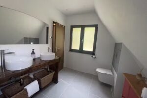 Haus28 – Modernes A-Frame im Wald