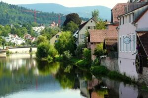 Heim & Wert Immobilien GmbH