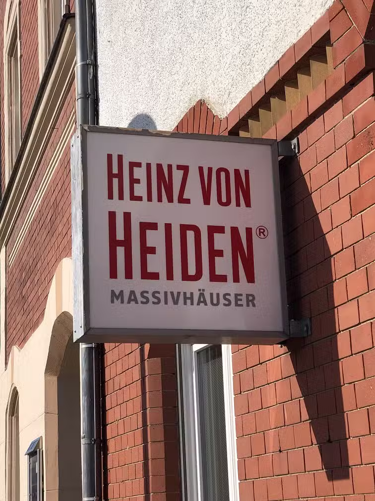Heinz von Heiden-Stadtbüro Lübbenau – Wir bauen Ihr Massivhaus.