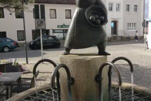 Immobilien Mühlbacher / Erfolg seit über 40 Jahren in Deggendorf und München