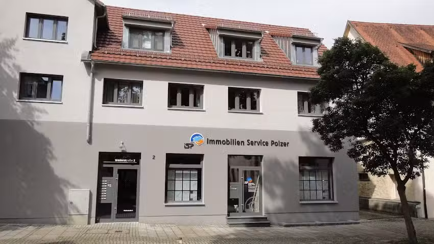 Immobilien Service Polzer GmbH & Co. KG