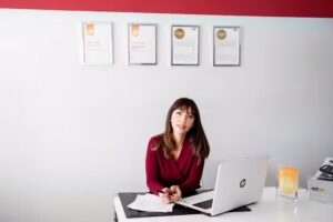 Immobilienmakler Anna Kagan