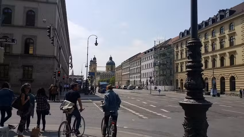 JLL München Real Estate