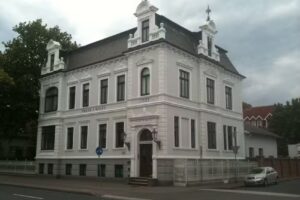 KAVEH Immobilien GmbH & Co. KG