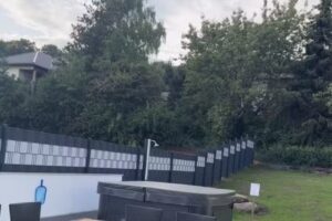 Kleeoase: Luxus Apartment | Jacuzzi | Dachterrasse | Kochinsel | See in 10 min