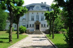 LOEGER IMMOBILIEN