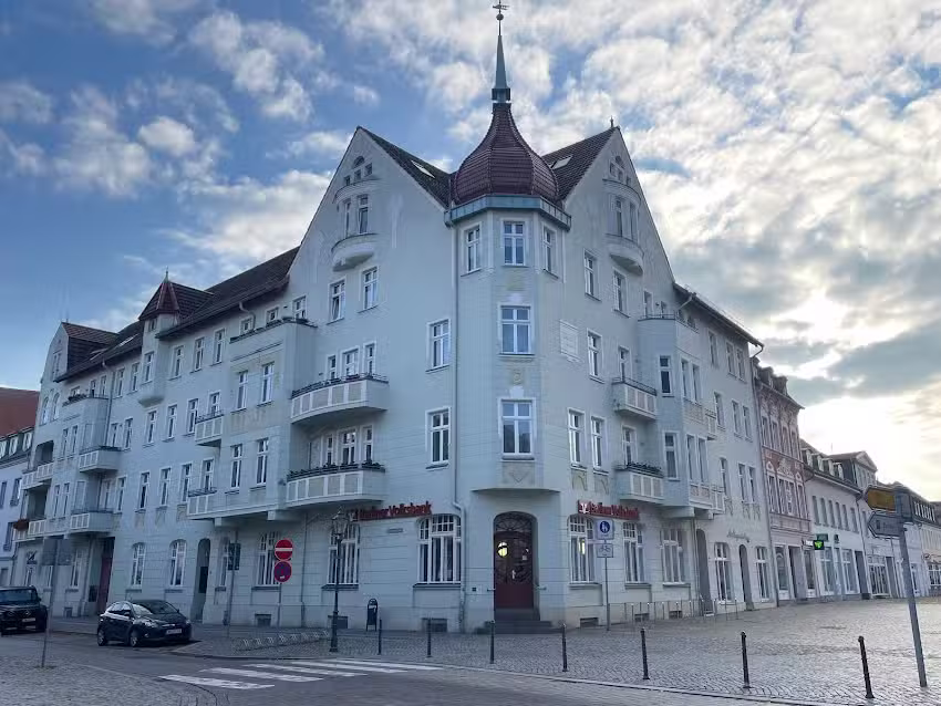 Makler WFM Immobilien GmbH