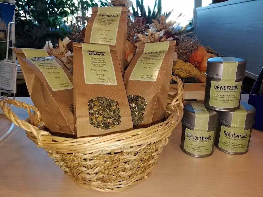 Mirko’s Tourismus- und Kräuterlädchen im Tourismusbüro Lichtetal am Rennsteig