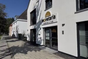 monetaria GmbH & Co. Immobilienvermittlungs KG