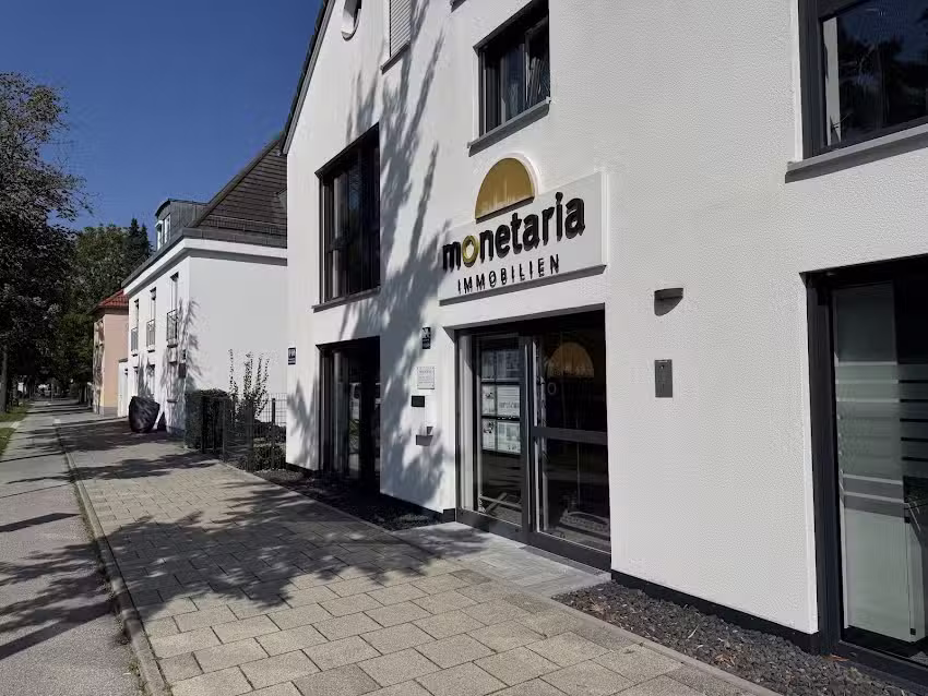 monetaria GmbH & Co. Immobilienvermittlungs KG