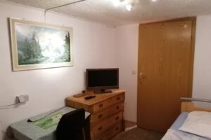 Monteurunterkunft am Waldrand