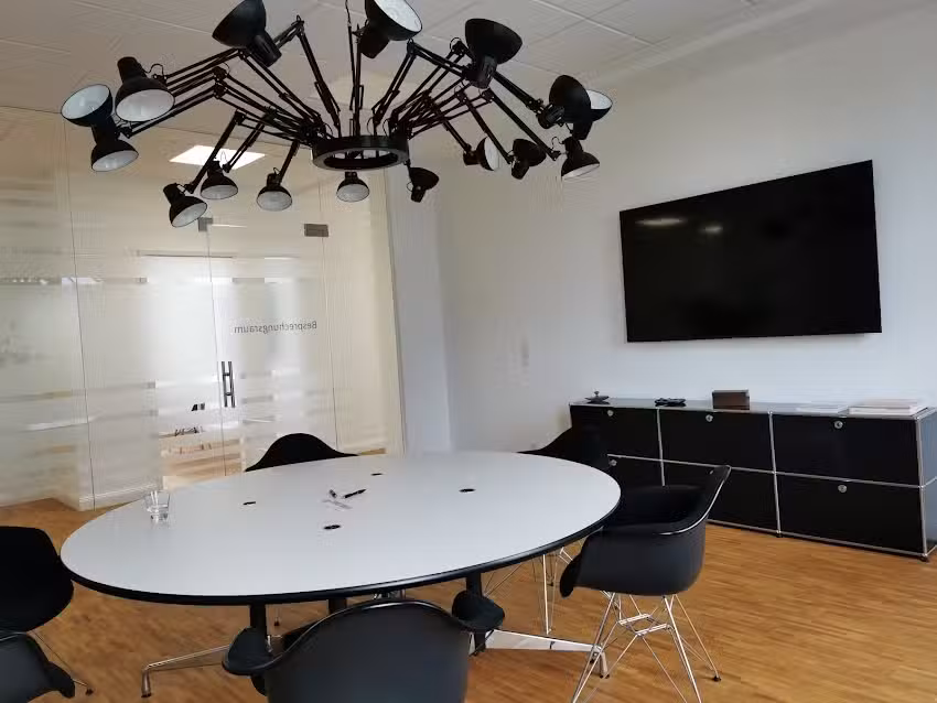 nhw immobilien GmbH & Co. KG