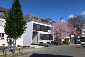 Nicole Vanessa Voj Immobilien