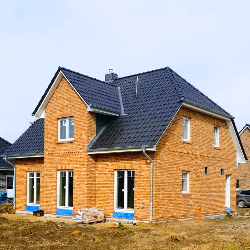 P E Massivhaus GmbH, Häuser mit Seele