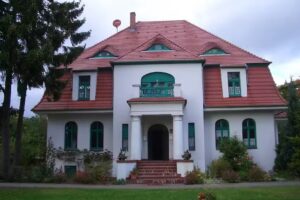 Peter Holweg, Unabhängige Wirtschafts- & Immobiliendienste Mecklenburgs