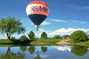 RE/MAX