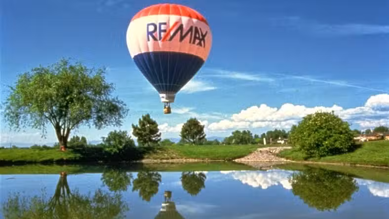 RE/MAX