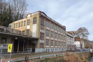 Schramberger Majolika Firmenpark