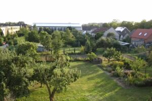 Seniorenwohnungen, Apartmenthaus, Ledigenwohnheim