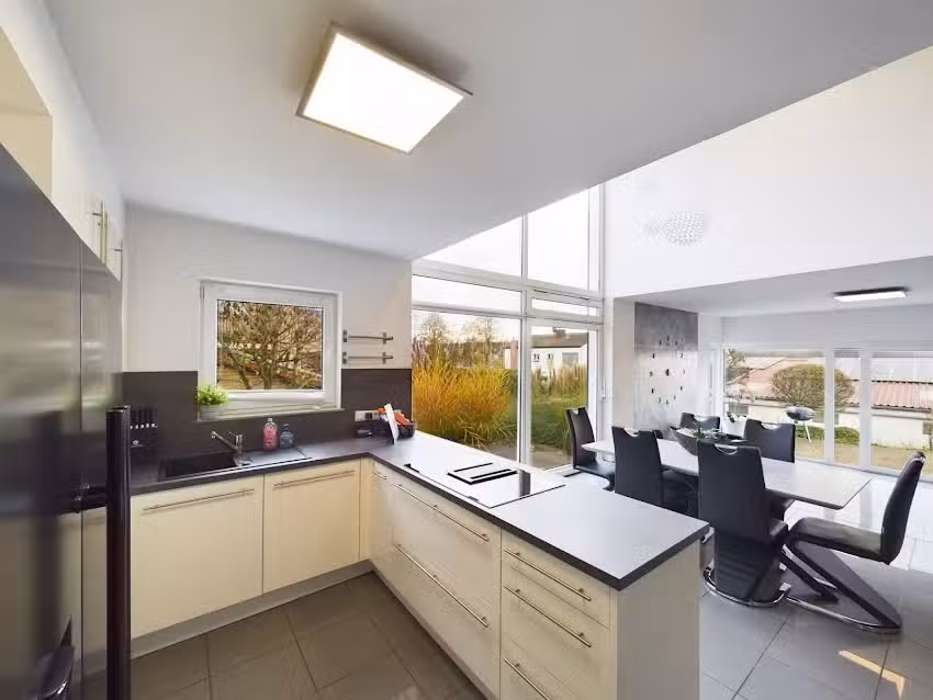 TLA Office / Rodenbach 3