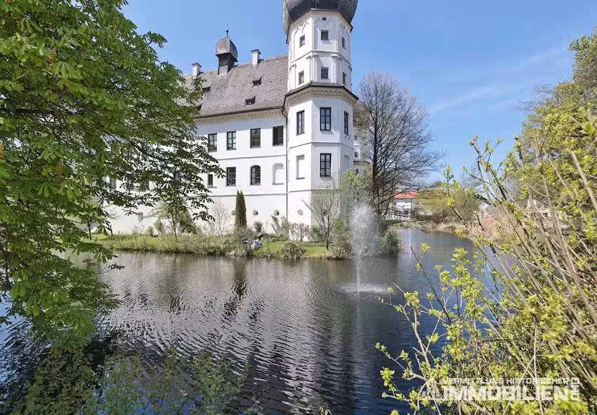 Vermittlung historischer Immobilien OHG