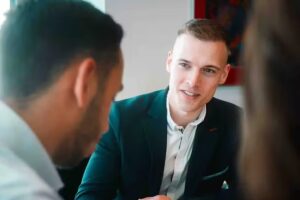 VR Immobilien & Service GmbH