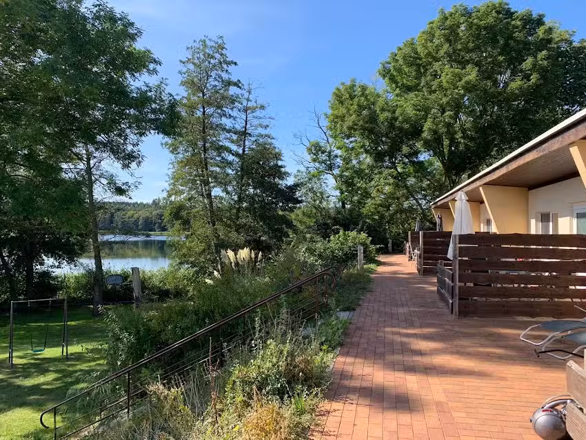 Work and Wave – Workation at the lake