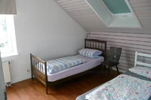 ZUM VERKAUF DHH mit zwei Wohnungen Haus Kellerhof